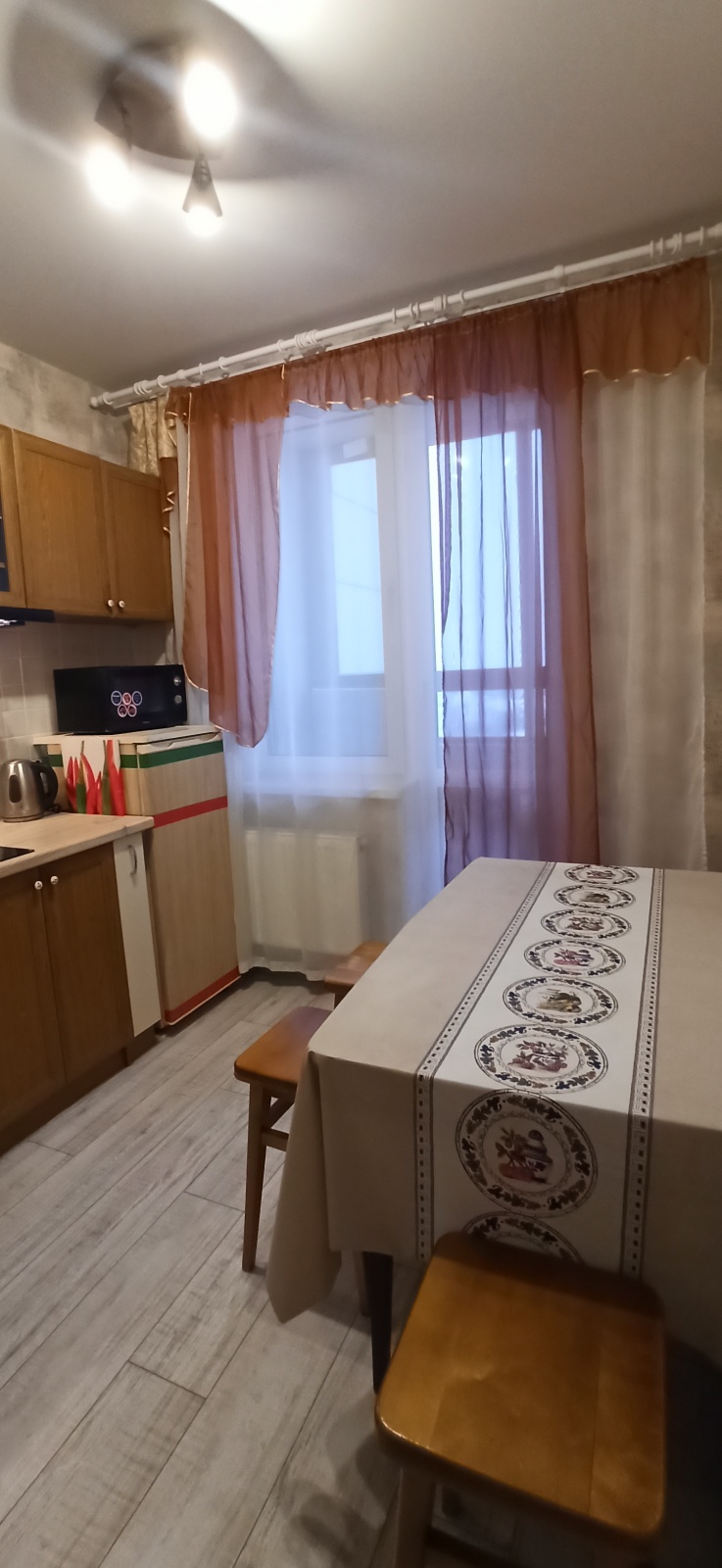★40 метров над землёй - потрясающий вид на город и закаты! 17 этаж! ★И 800 м. до станции метро "Чкаловская".  Парковка у дома, круглосуточный Магнит24 в 100 м.!