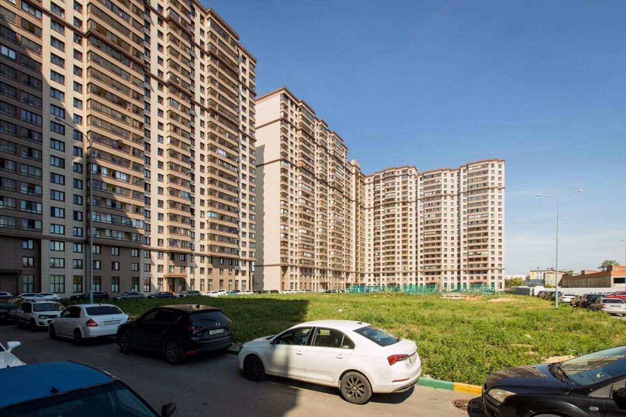 Уютная квартира на улице Июльских Дней, 1 к1